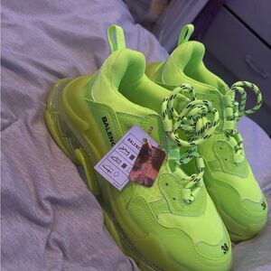 Balenciaga Triple S Clear Sole Fluo Yellow